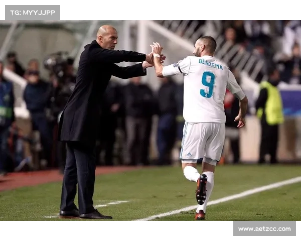 如何辨析齐达内巅峰时期的表现与成就探究